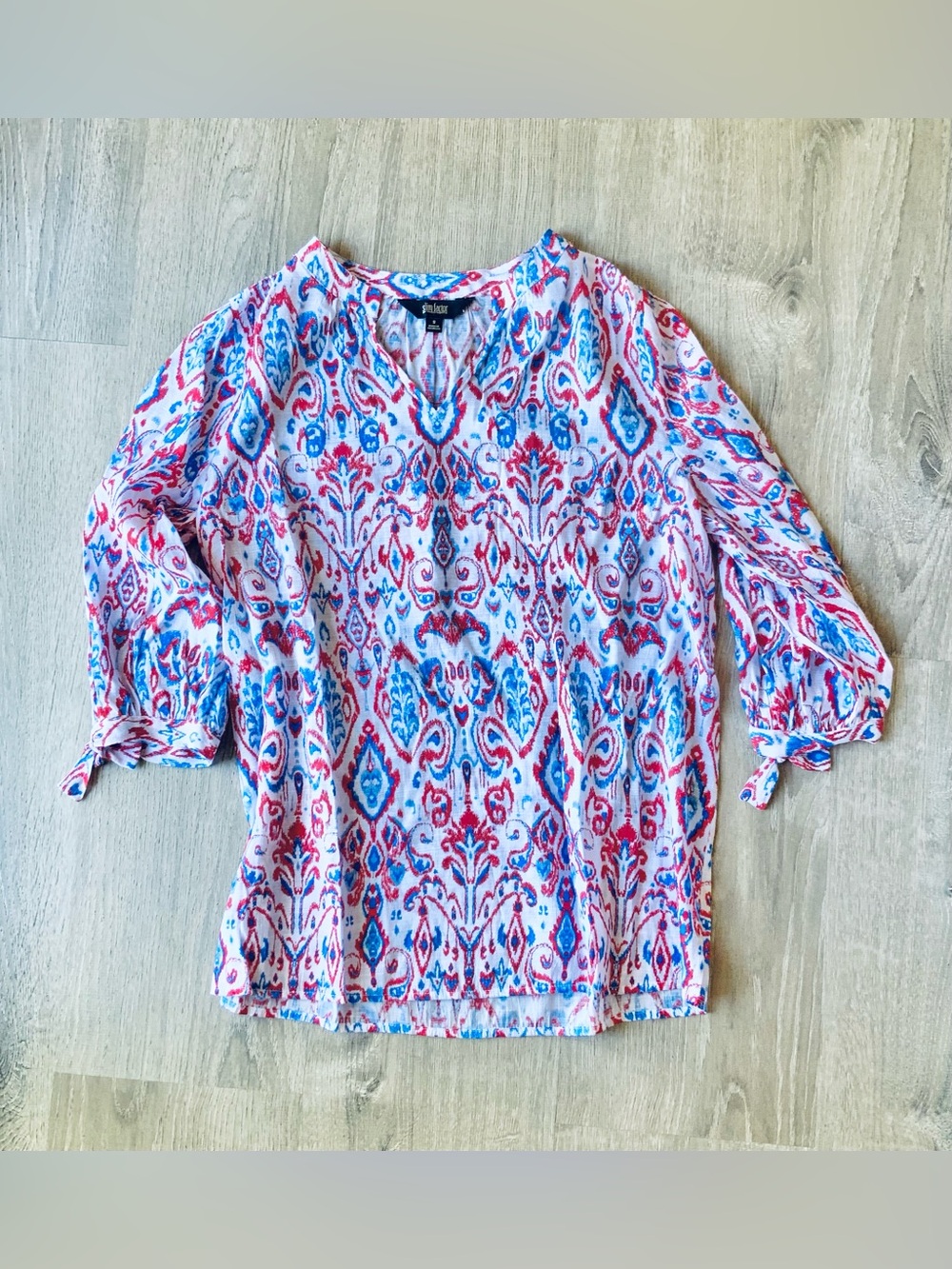 Slim Factor By Investments Patriotic V-Neck Blouse Small